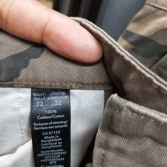Men's CAMO Cargo Pants - Picture 3 of 11